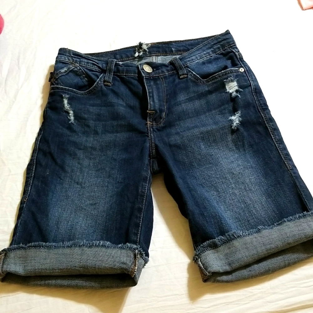 Rock and Republic Bermuda Shorts Kristy fit size 2